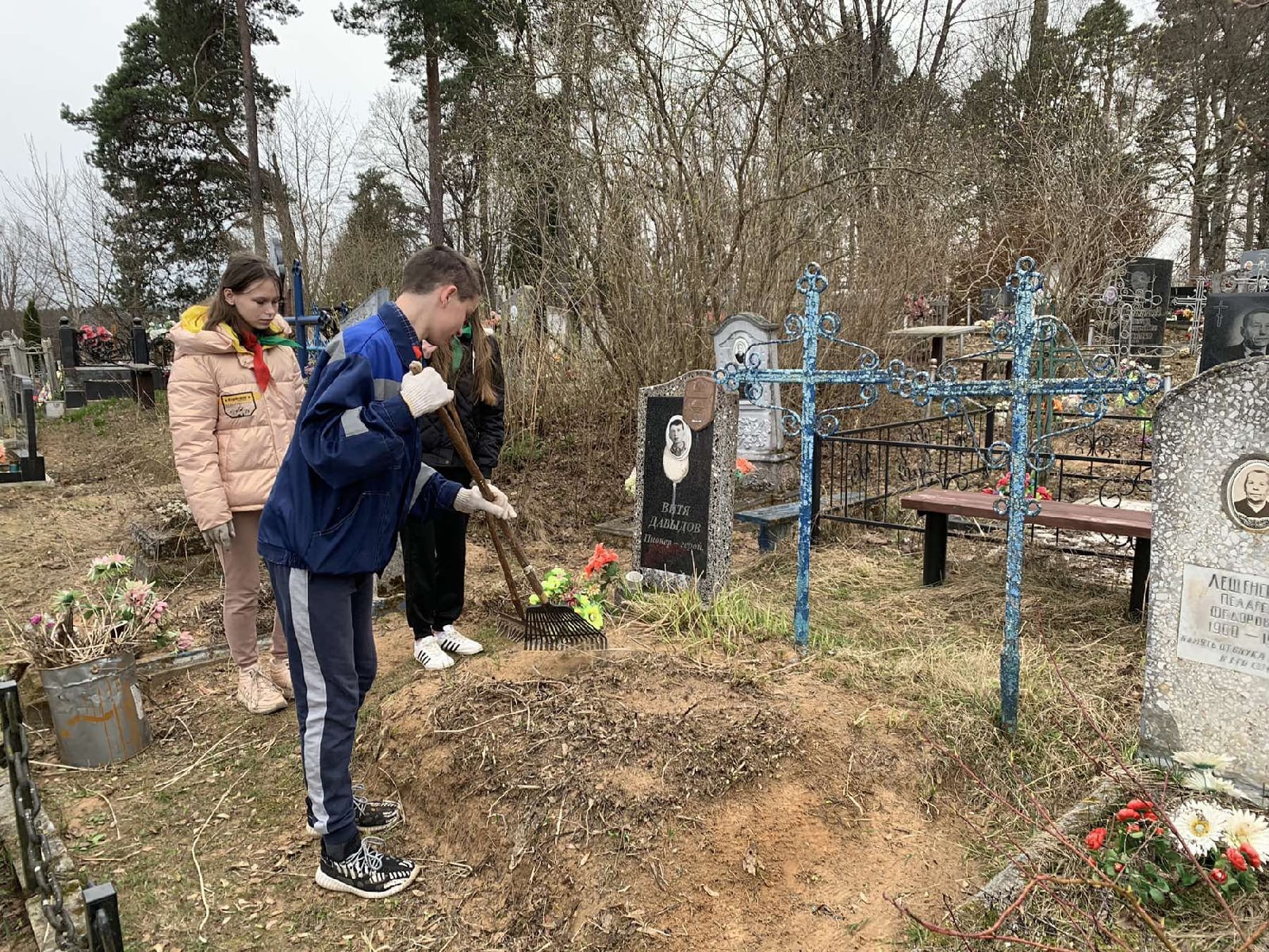 Давыдов Виктор неизвестно