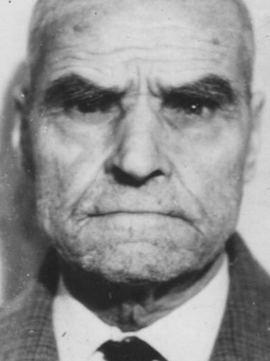 Наврось Василий Григорьевич