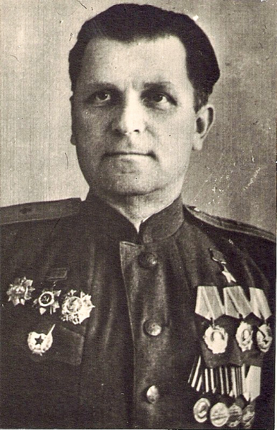 Антонов Александр Антонович