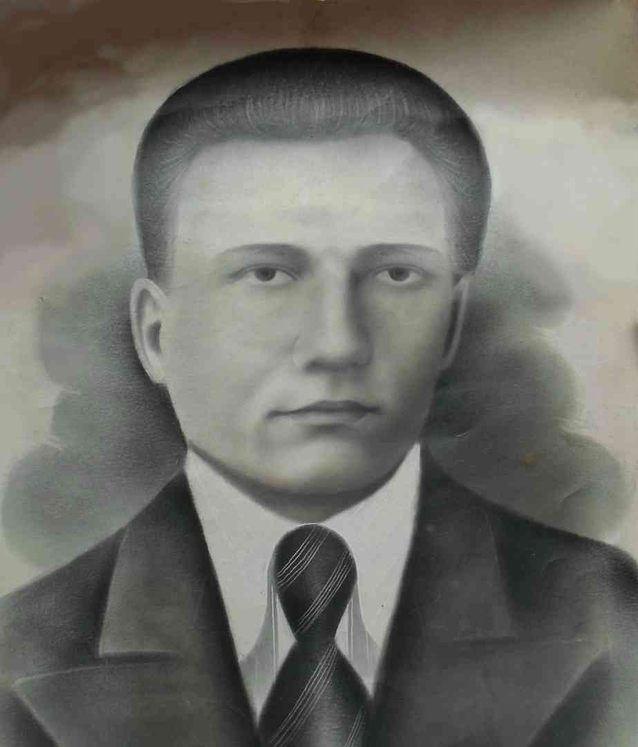 Кузьмичёв Иван Иванович