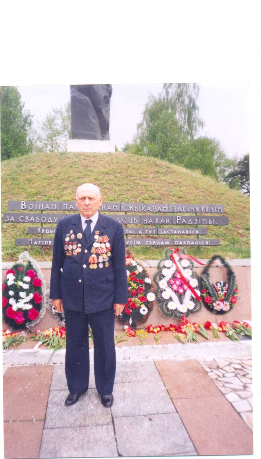 Хмелев Иван Васильевич